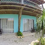 Aloha Nativa Suites
